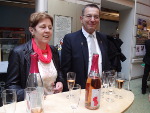 Burgi und Josef werden beim Schw&auml;tzen ertappt